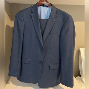 Tommy Hilfiger navy suit